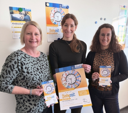 Das Team rund um Café Babyzeit des Kreisjugendamtes: Ina Gerken, Linda Schulze-Rudolphi und Michaela Jeske (v.l.).© Kreis Paderborn